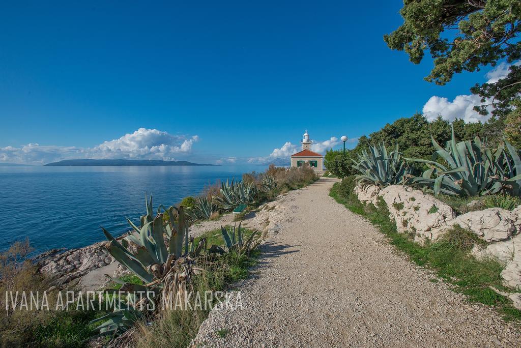 Ivana Apartments Makarska Buitenkant foto