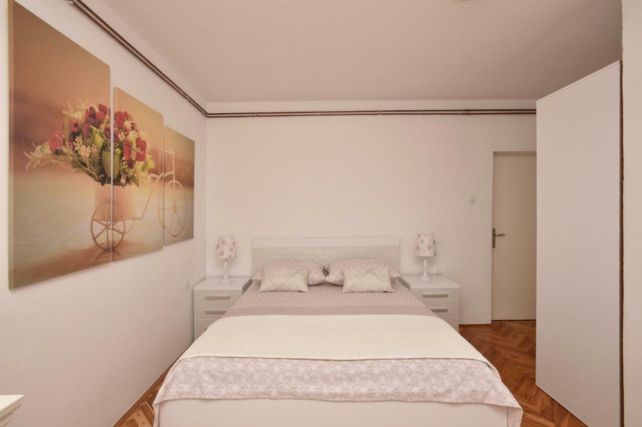Ivana Apartments Makarska Buitenkant foto