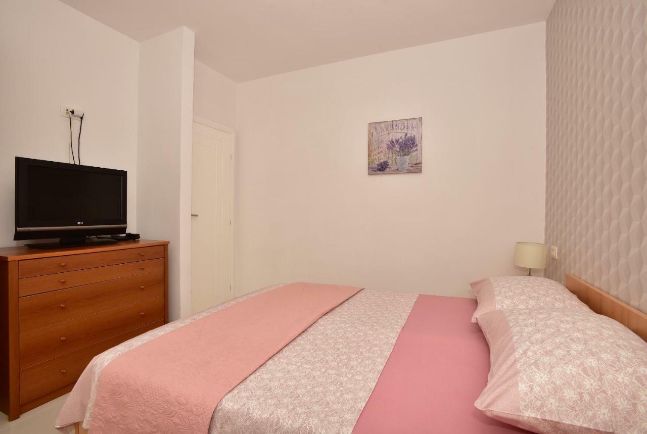 Ivana Apartments Makarska Buitenkant foto